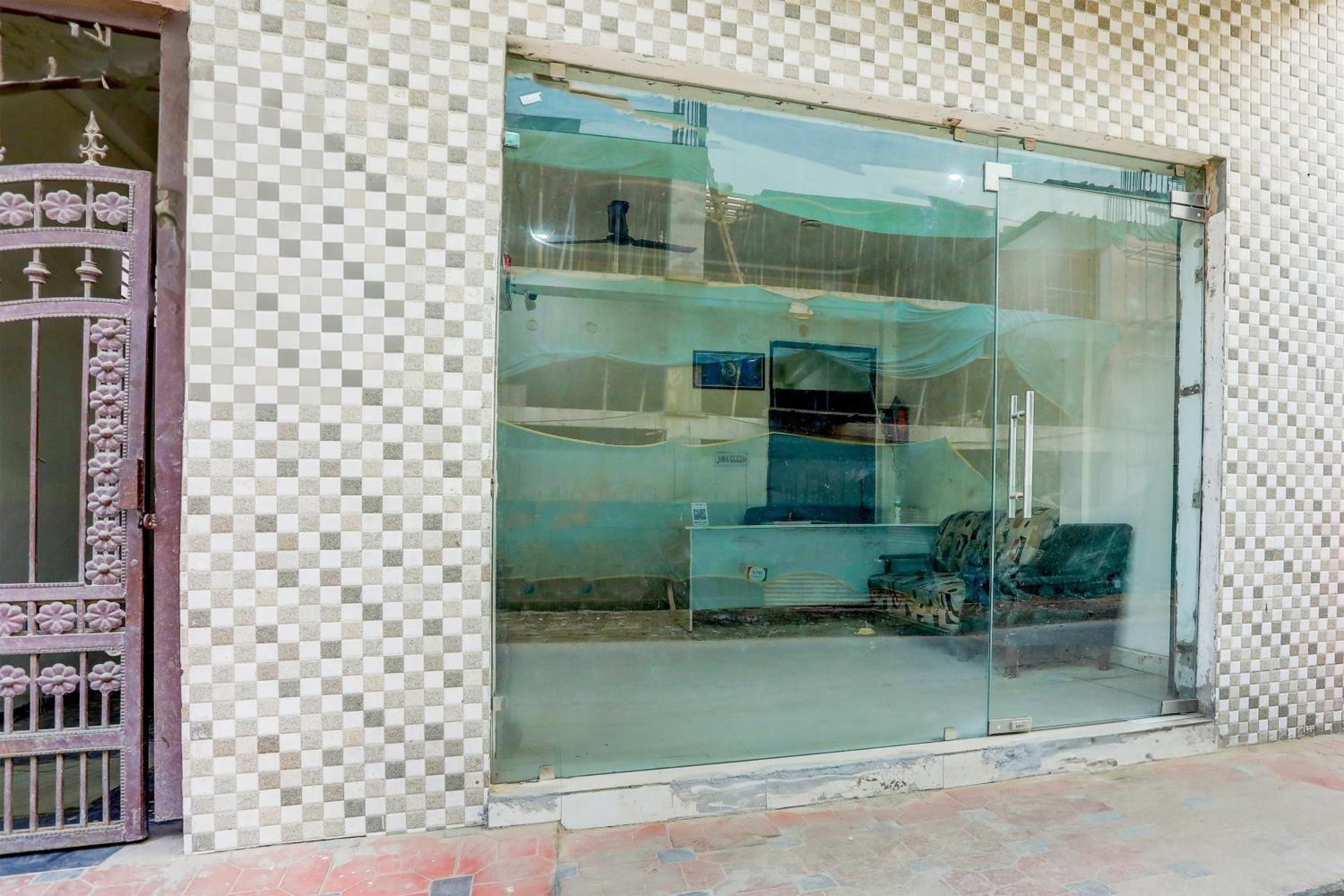 Hotel O Thirty Inns Noida Exterior foto