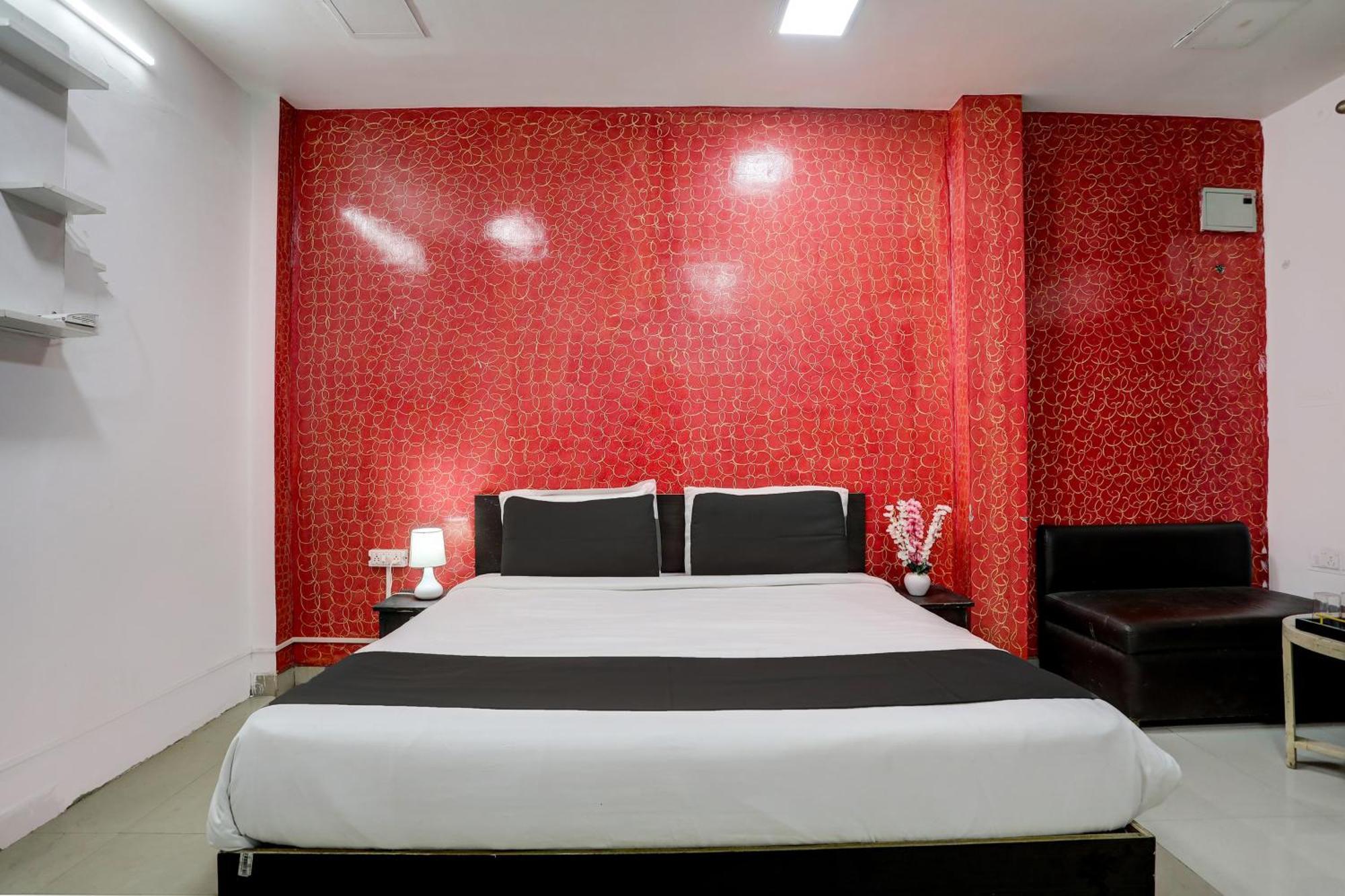 Hotel O Thirty Inns Noida Exterior foto